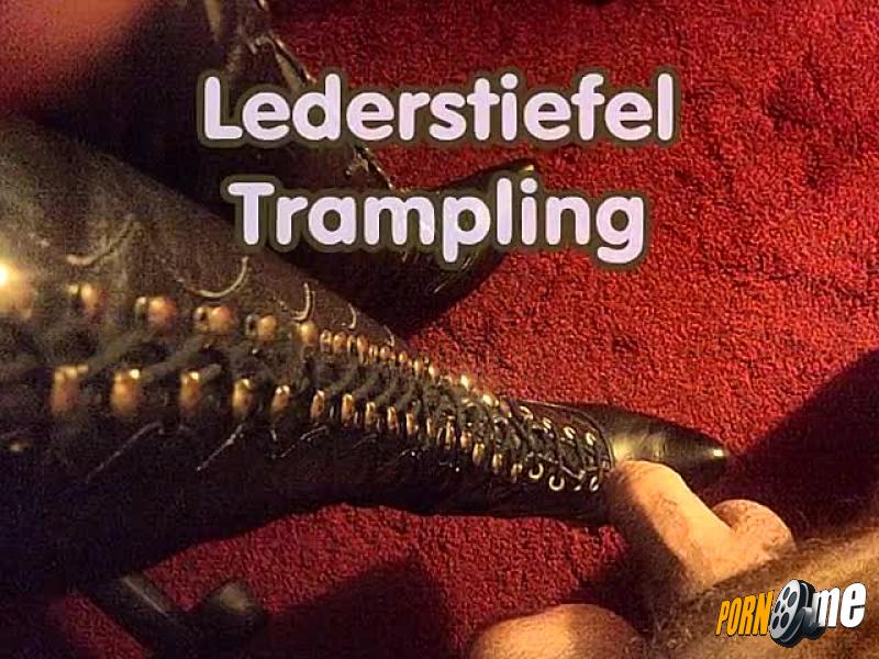 Lederstiefel.Trampling