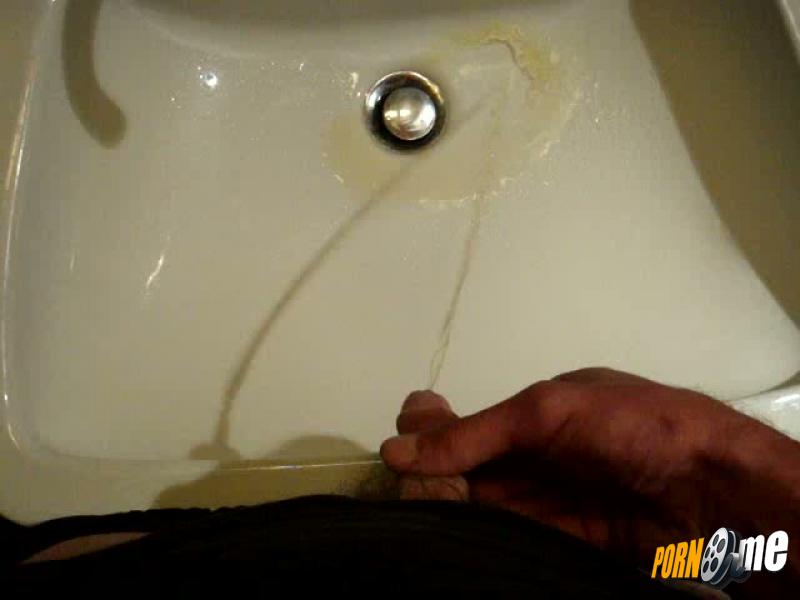 Wichsen...Pissen...Wichsen...Abspritzen!